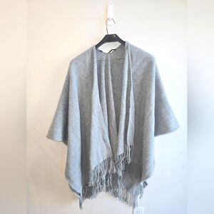Basic Winter Fringe Poncho